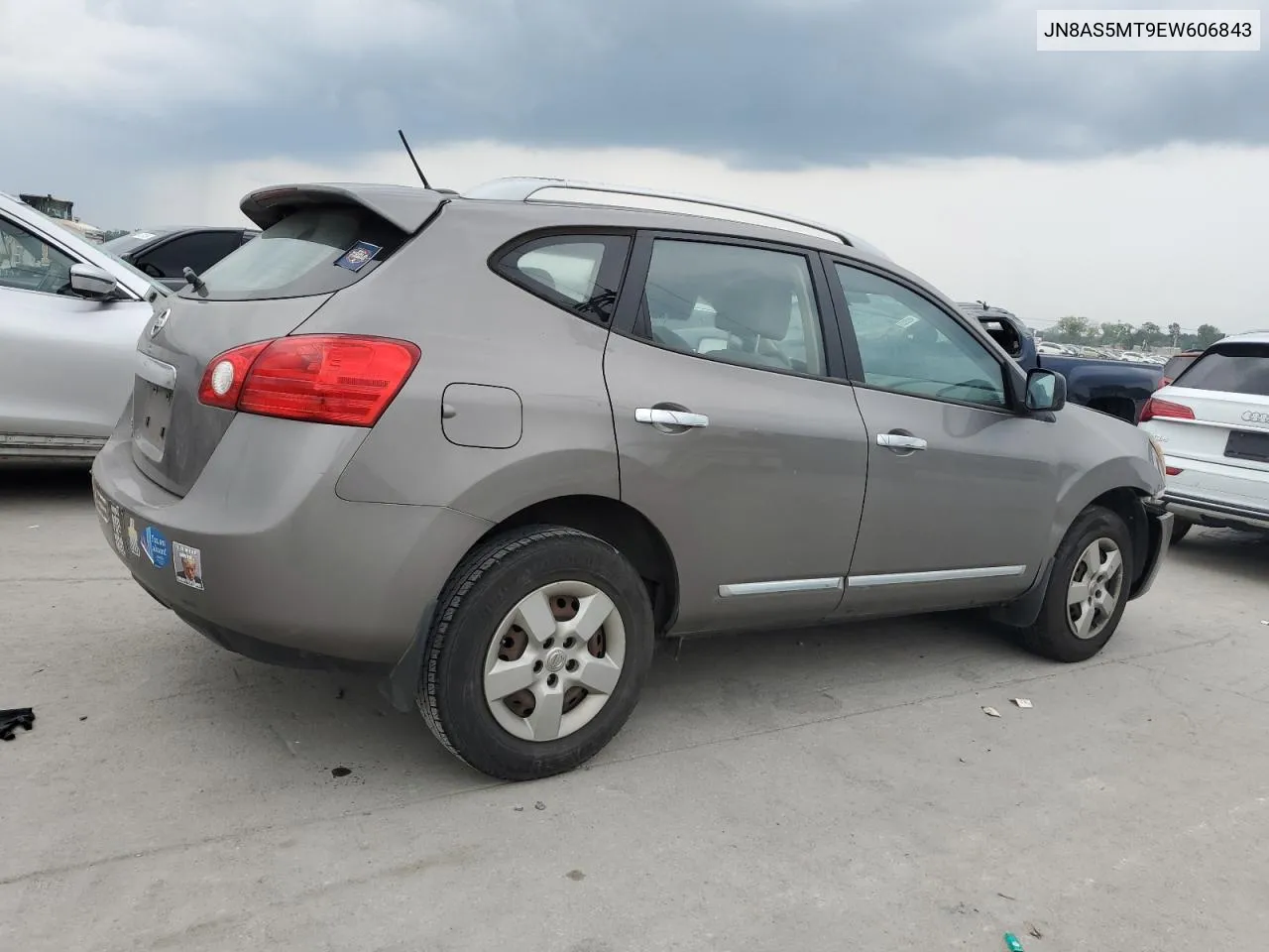 2014 Nissan Rogue Select S VIN: JN8AS5MT9EW606843 Lot: 64810334