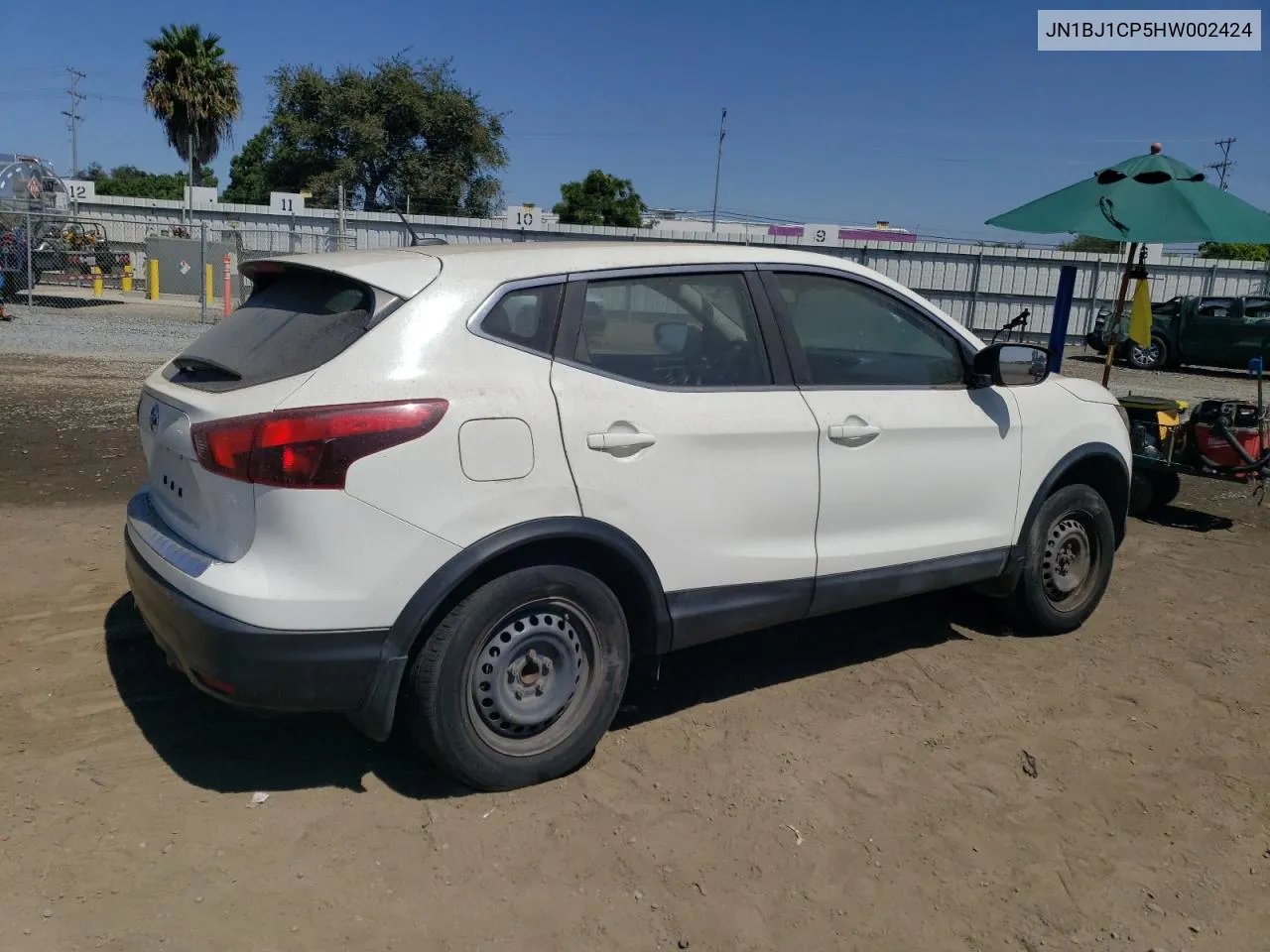 2017 Nissan Rogue Sport S VIN: JN1BJ1CP5HW002424 Lot: 68556404