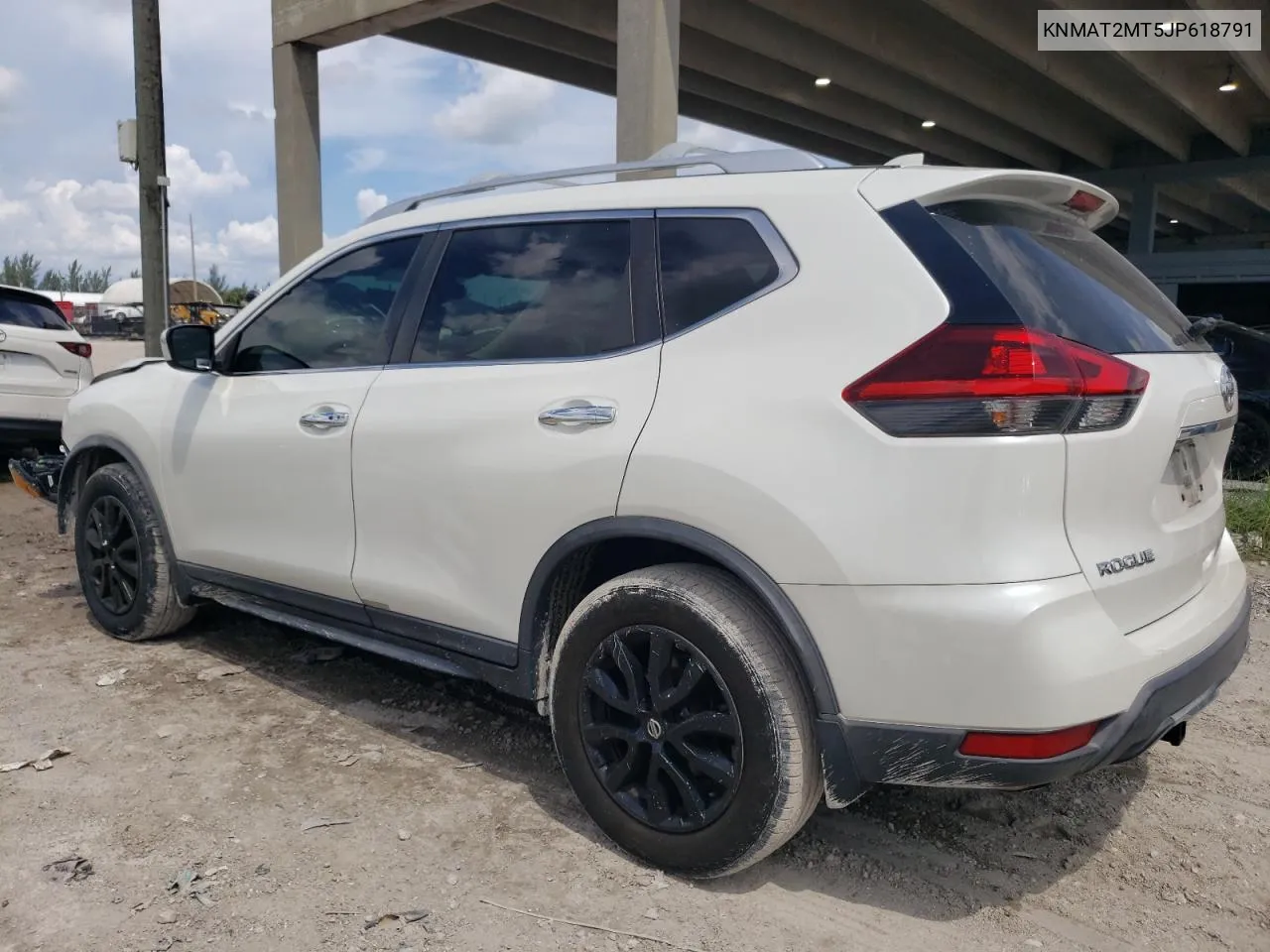 2018 Nissan Rogue S VIN: KNMAT2MT5JP618791 Lot: 72188174