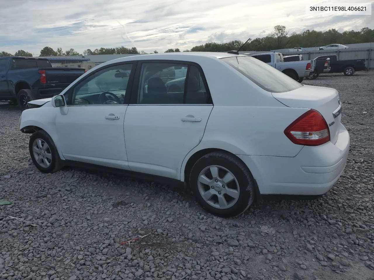 3N1BC11E98L406621 2008 Nissan Versa S