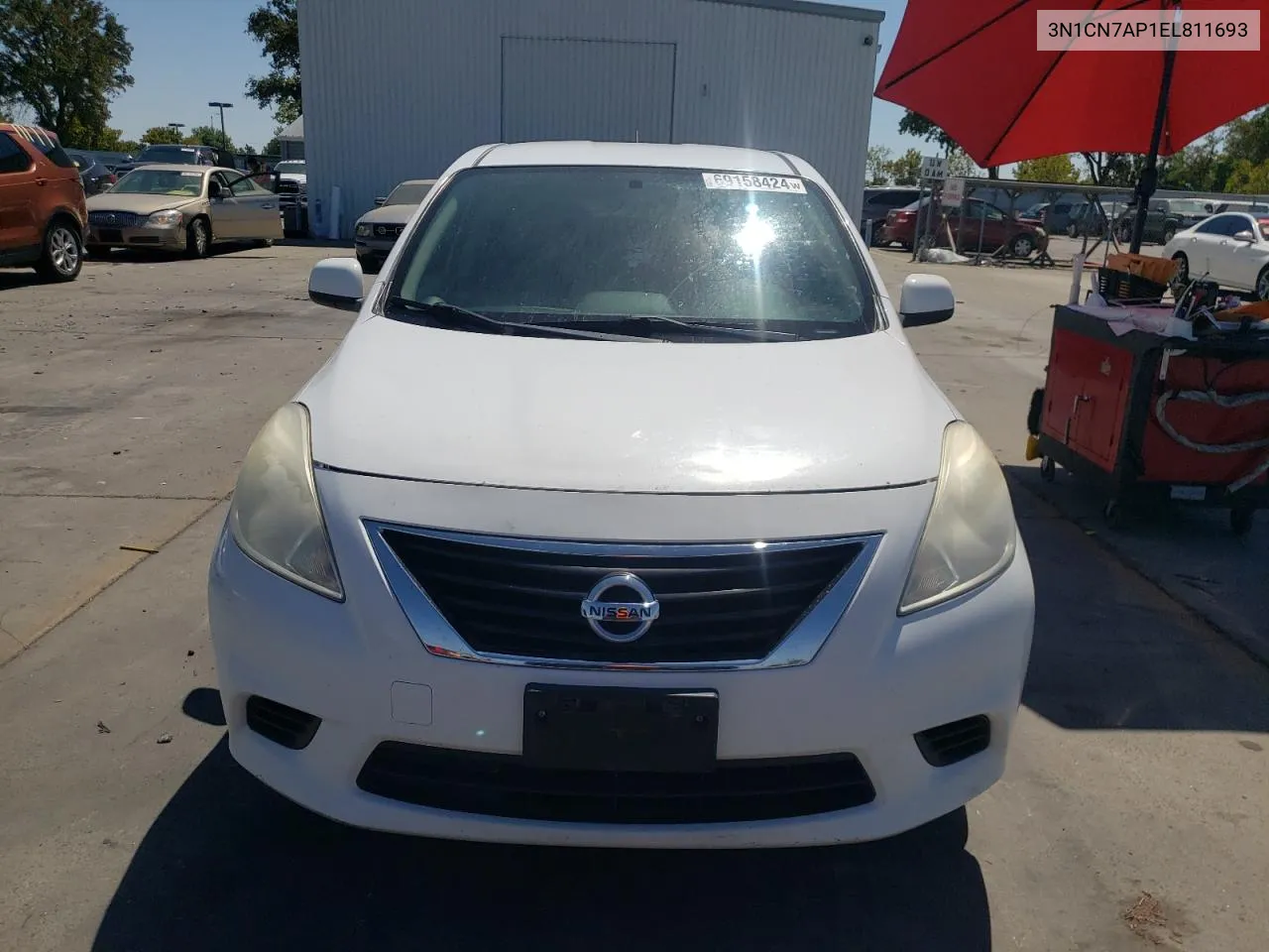 2014 Nissan Versa S VIN: 3N1CN7AP1EL811693 Lot: 69158424