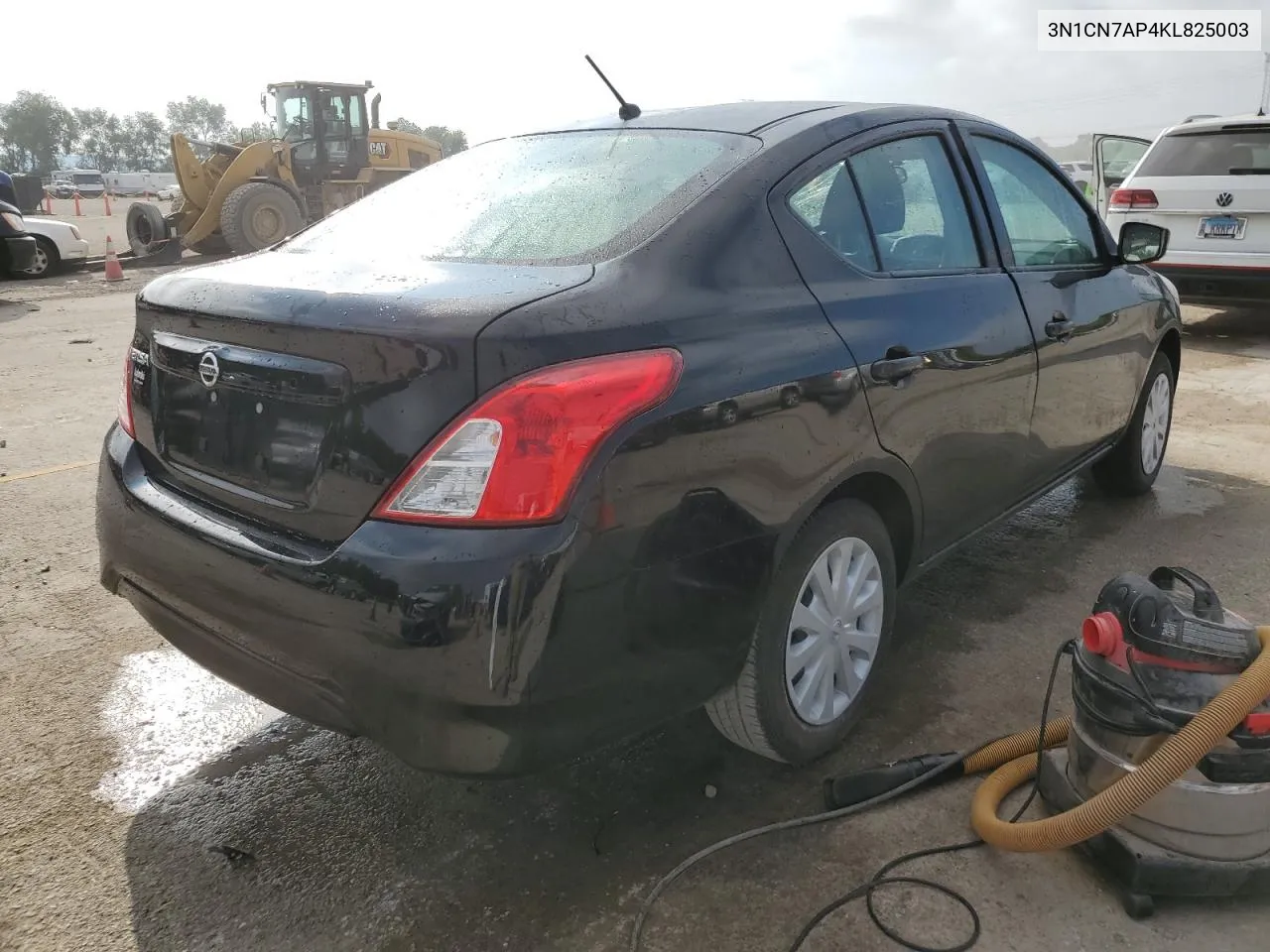 2019 Nissan Versa S VIN: 3N1CN7AP4KL825003 Lot: 70189724