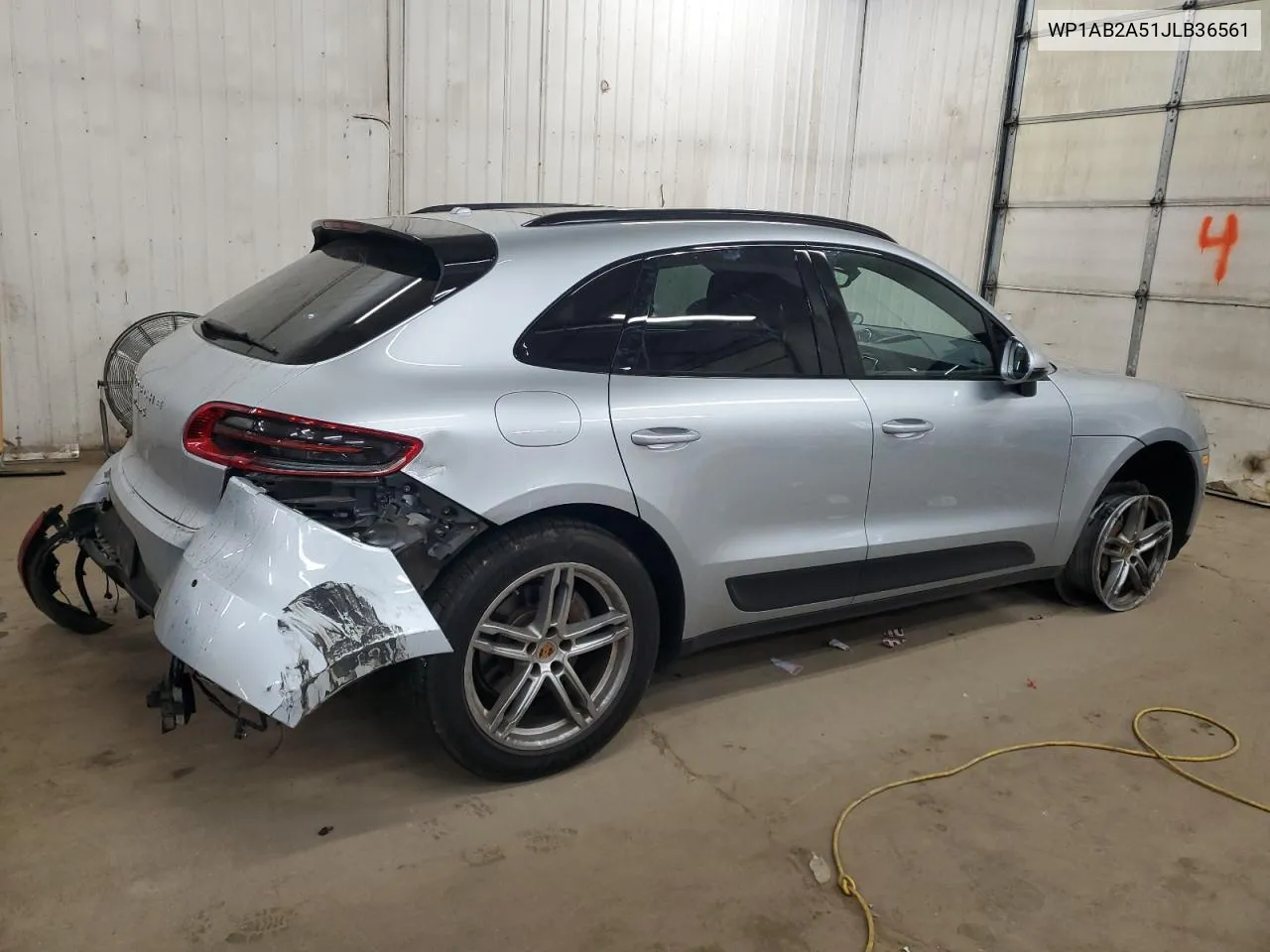 2018 Porsche Macan S VIN: WP1AB2A51JLB36561 Lot: 70857684