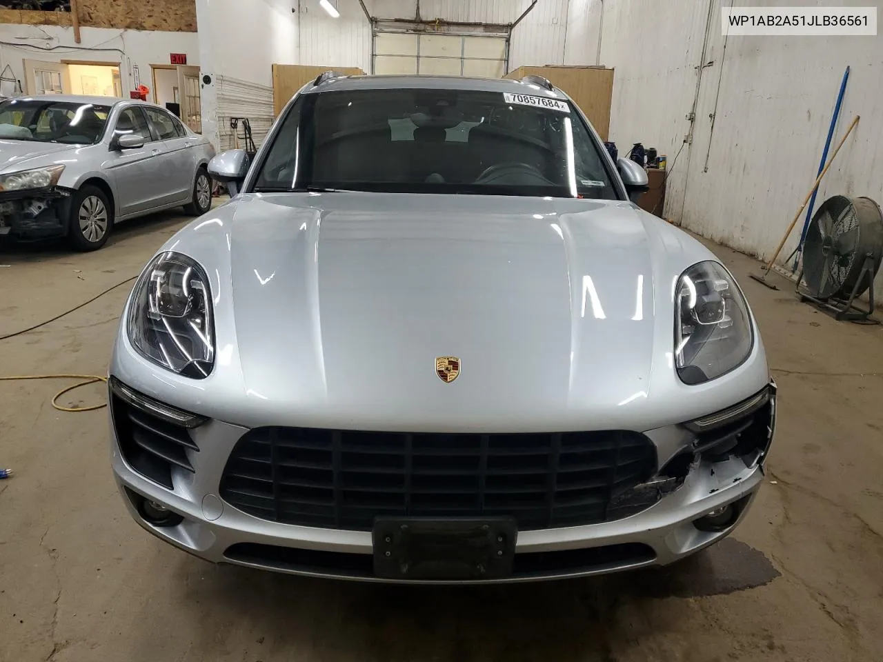 2018 Porsche Macan S VIN: WP1AB2A51JLB36561 Lot: 70857684