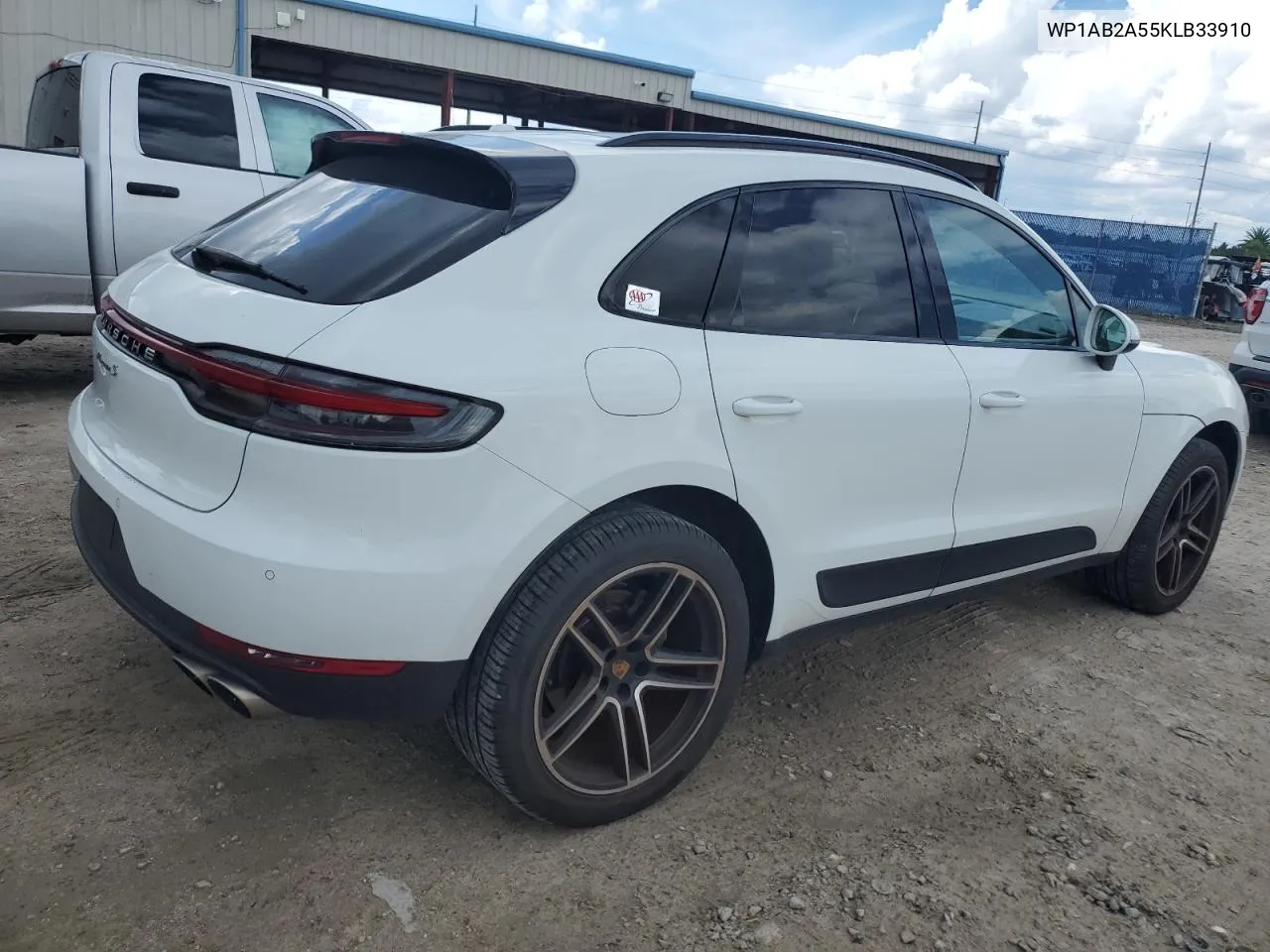 2019 Porsche Macan S VIN: WP1AB2A55KLB33910 Lot: 71087984