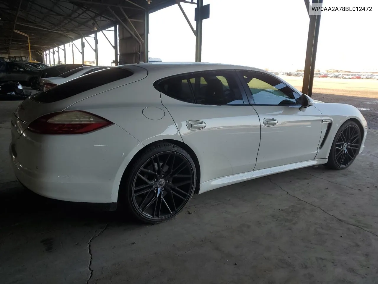 WP0AA2A78BL012472 2011 Porsche Panamera 2