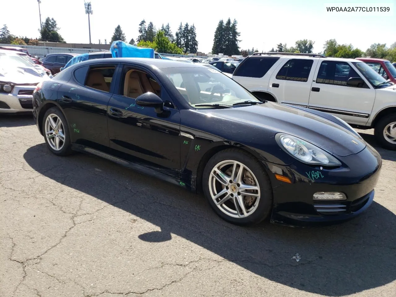 WP0AA2A77CL011539 2012 Porsche Panamera 2