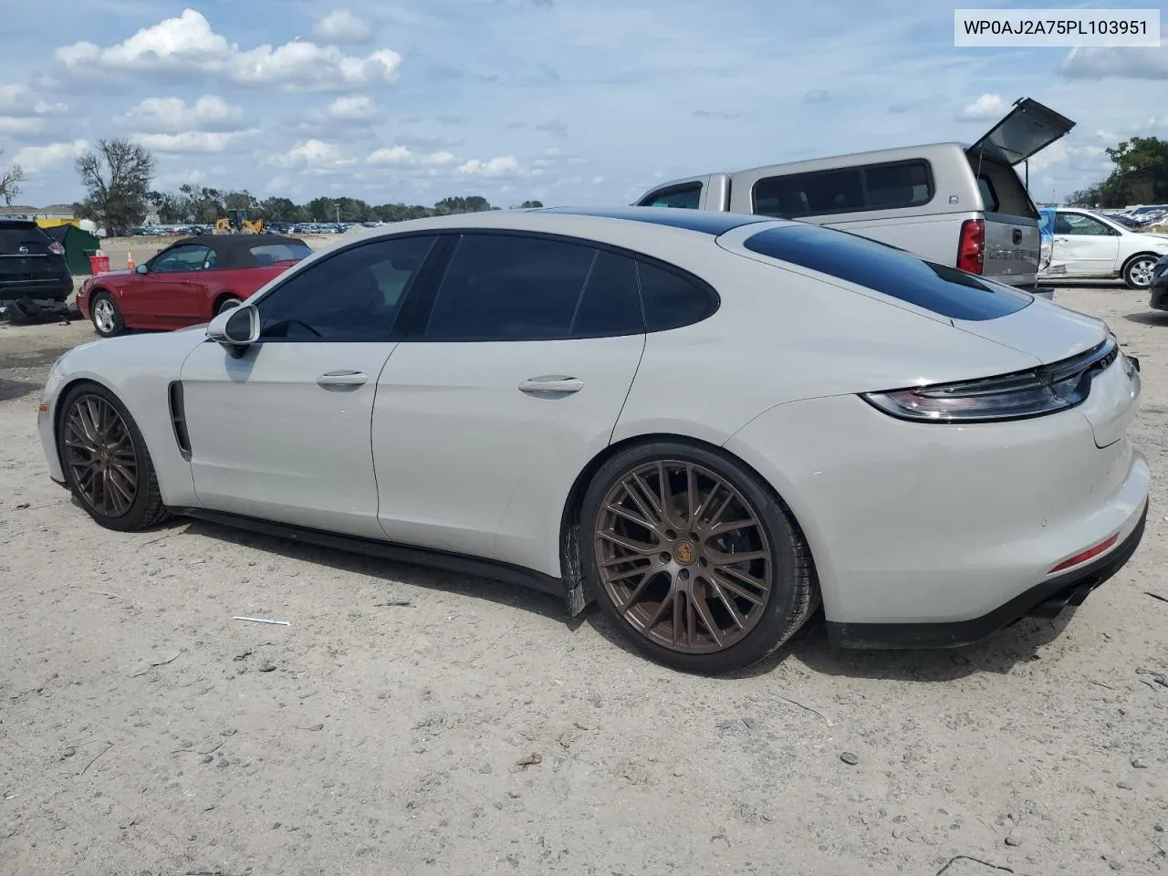 WP0AJ2A75PL103951 2023 Porsche Panamera Base