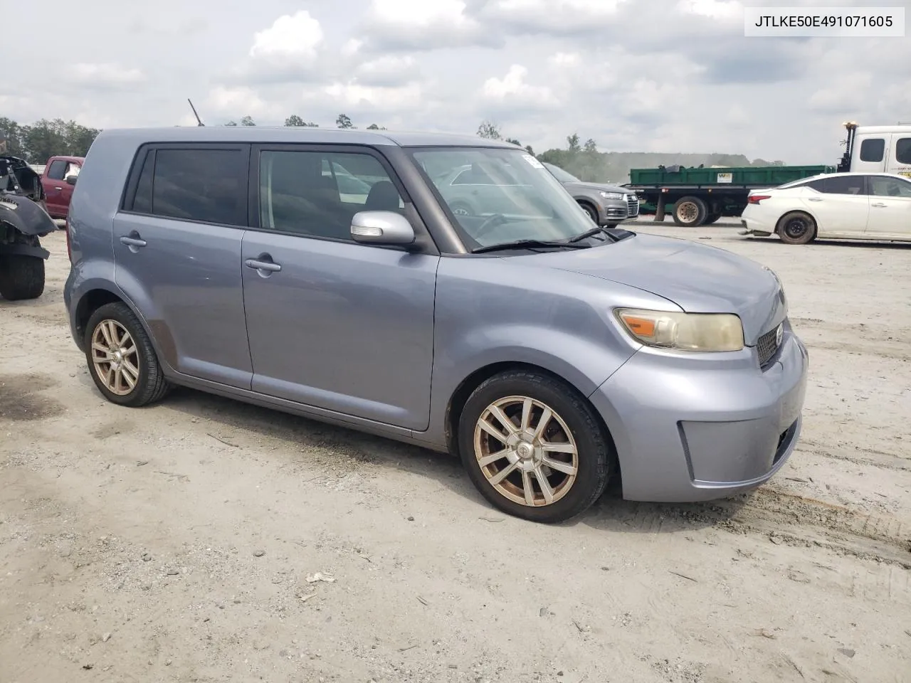 2009 Toyota Scion Xb VIN: JTLKE50E491071605 Lot: 67169034