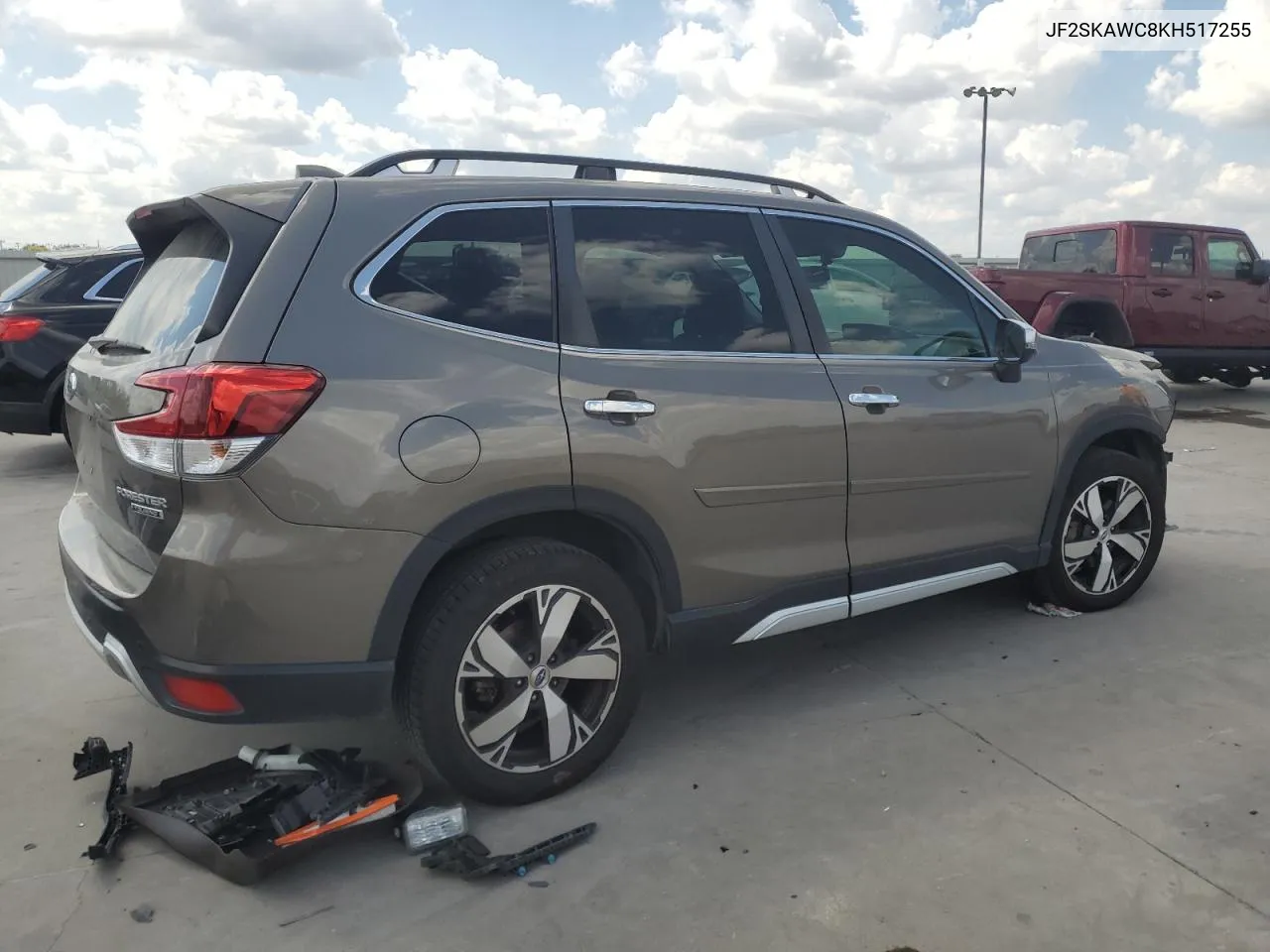 2019 Subaru Forester Touring VIN: JF2SKAWC8KH517255 Lot: 71798994