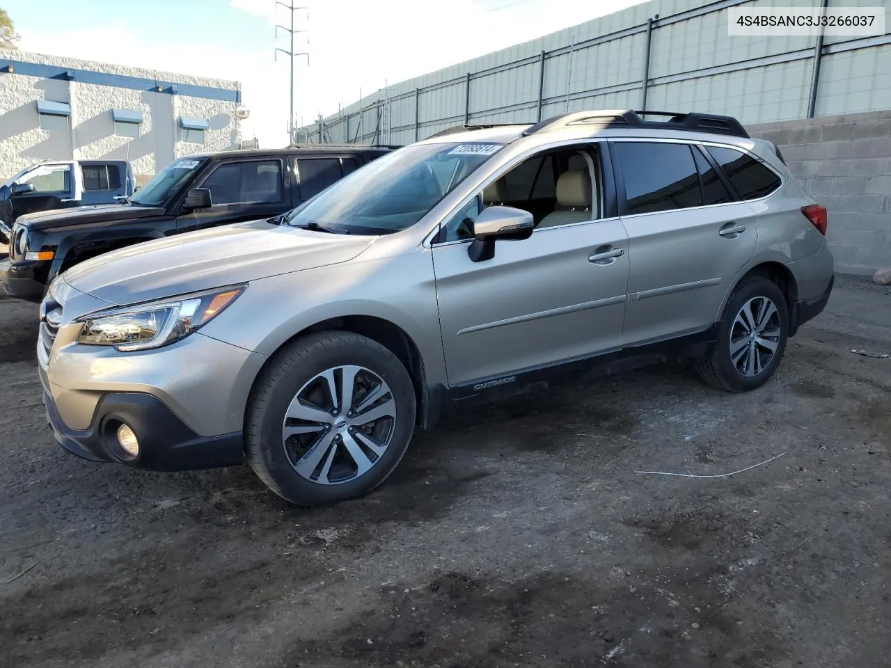 2018 Subaru Outback 2.5I Limited VIN: 4S4BSANC3J3266037 Lot: 72093614