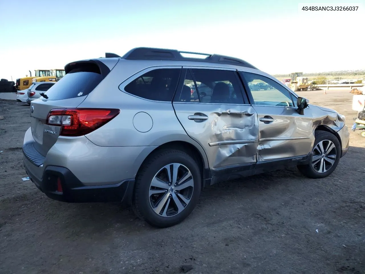 2018 Subaru Outback 2.5I Limited VIN: 4S4BSANC3J3266037 Lot: 72093614