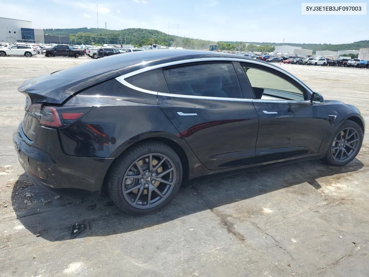 5YJ3E1EB3JF097003 2018 Tesla Model 3