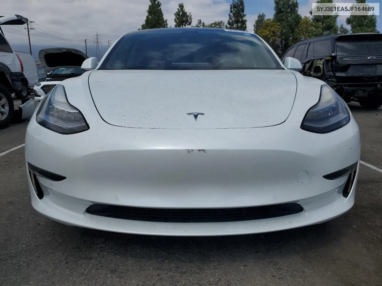 5YJ3E1EA5JF164689 2018 Tesla Model 3