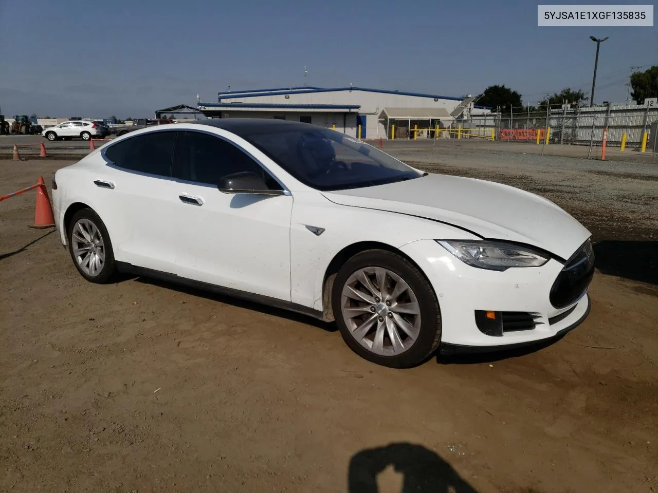 2016 Tesla Model S VIN: 5YJSA1E1XGF135835 Lot: 71605754