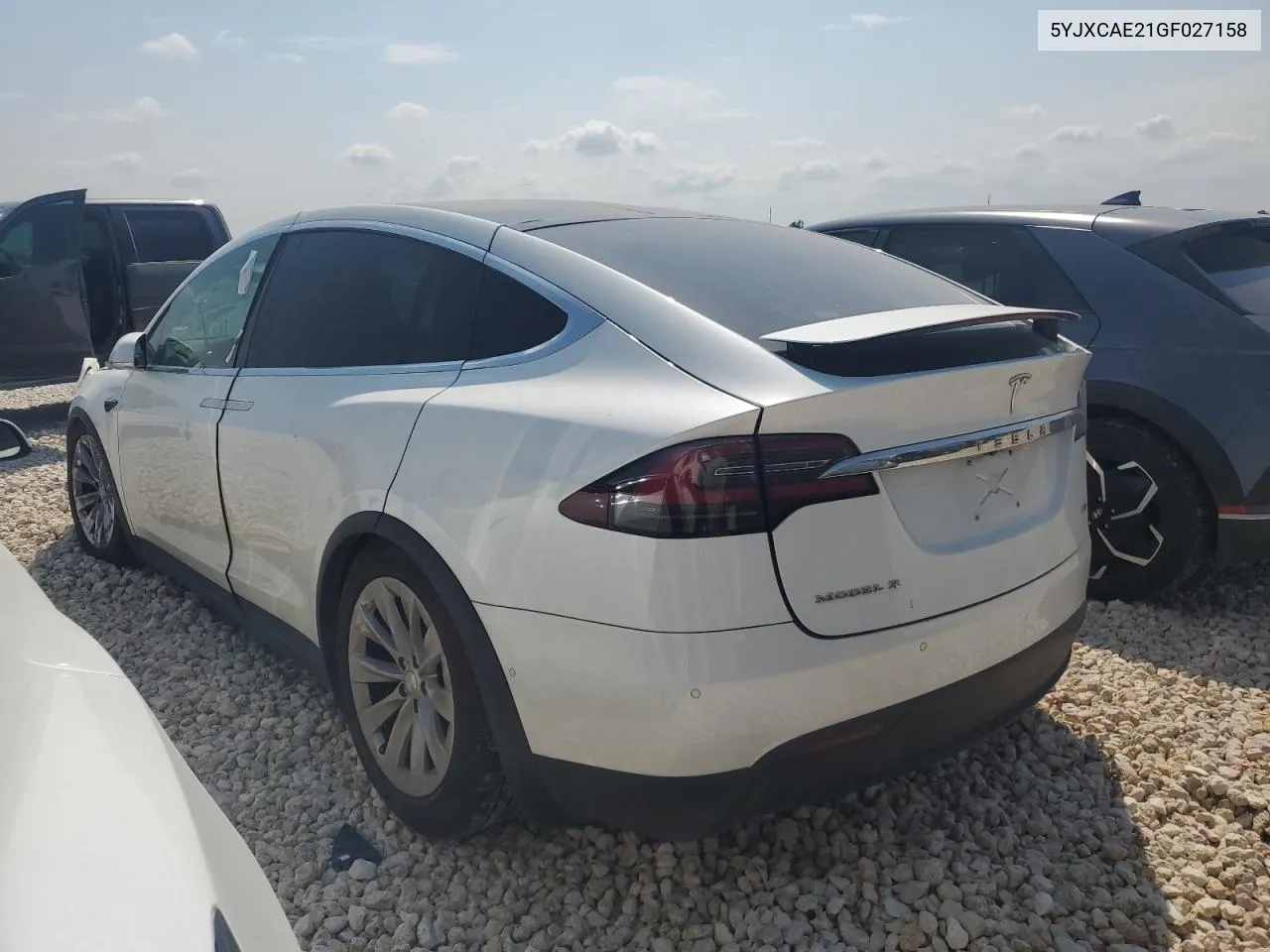 5YJXCAE21GF027158 2016 Tesla Model X