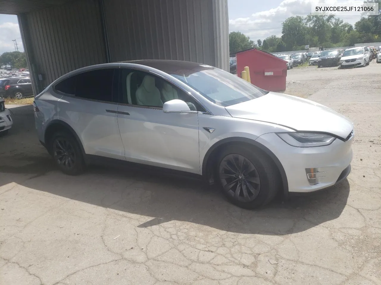 5YJXCDE25JF121066 2018 Tesla Model X