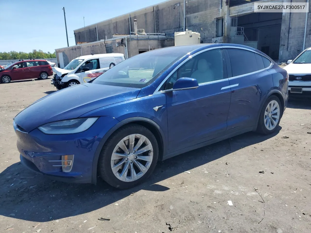 2020 Tesla Model X VIN: 5YJXCAE27LF300517 Lot: 69690584