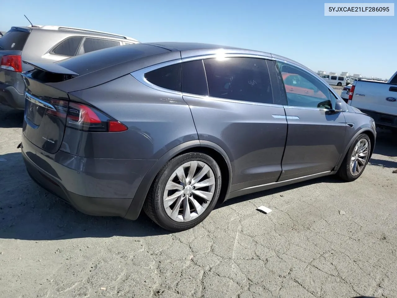 5YJXCAE21LF286095 2020 Tesla Model X