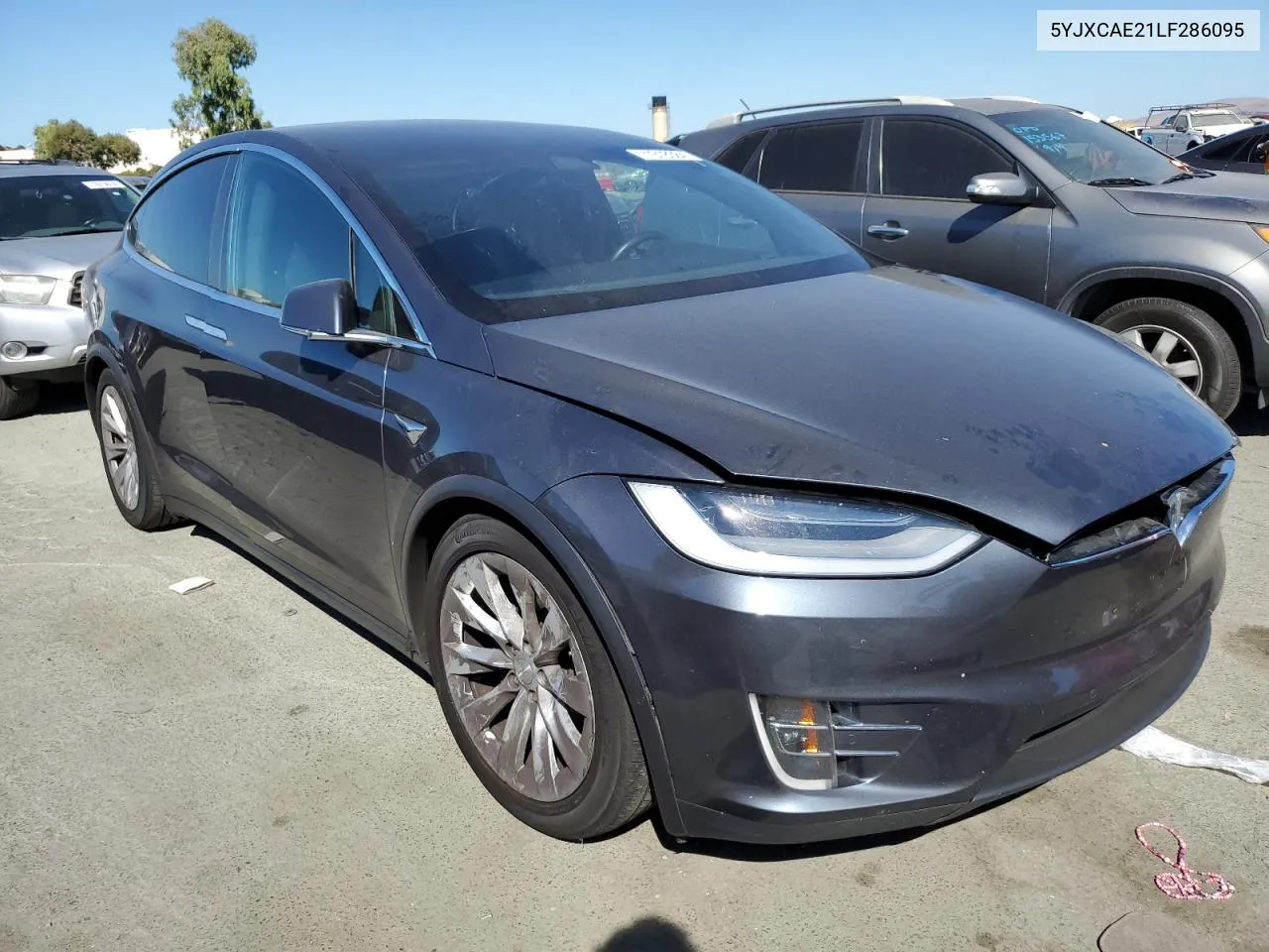 5YJXCAE21LF286095 2020 Tesla Model X