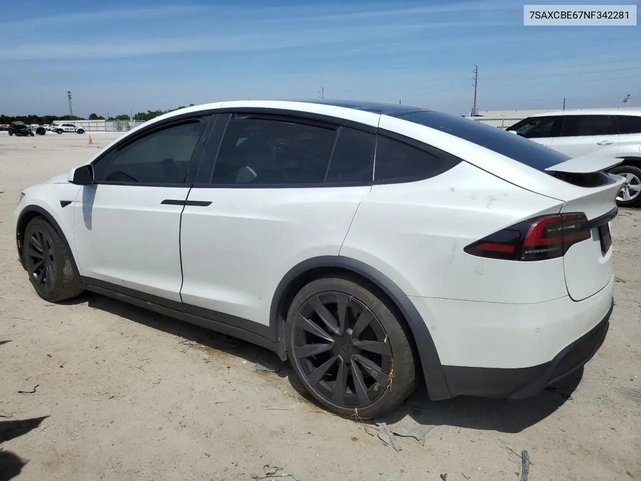 2022 Tesla Model X VIN: 7SAXCBE67NF342281 Lot: 51374454