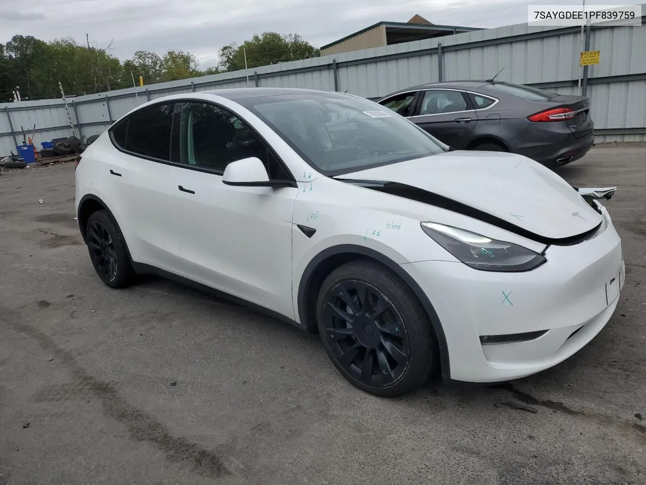 7SAYGDEE1PF839759 2023 Tesla Model Y