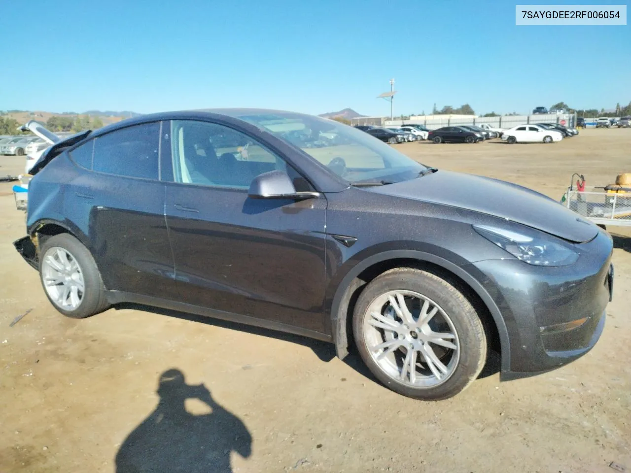 7SAYGDEE2RF006054 2024 Tesla Model Y