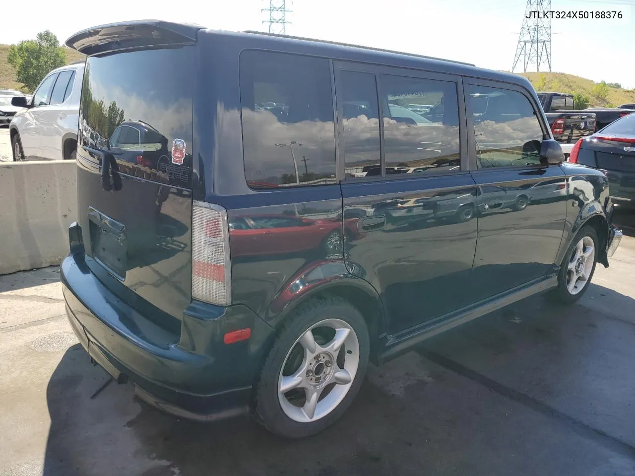 2005 Toyota Scion Xb VIN: JTLKT324X50188376 Lot: 70446484