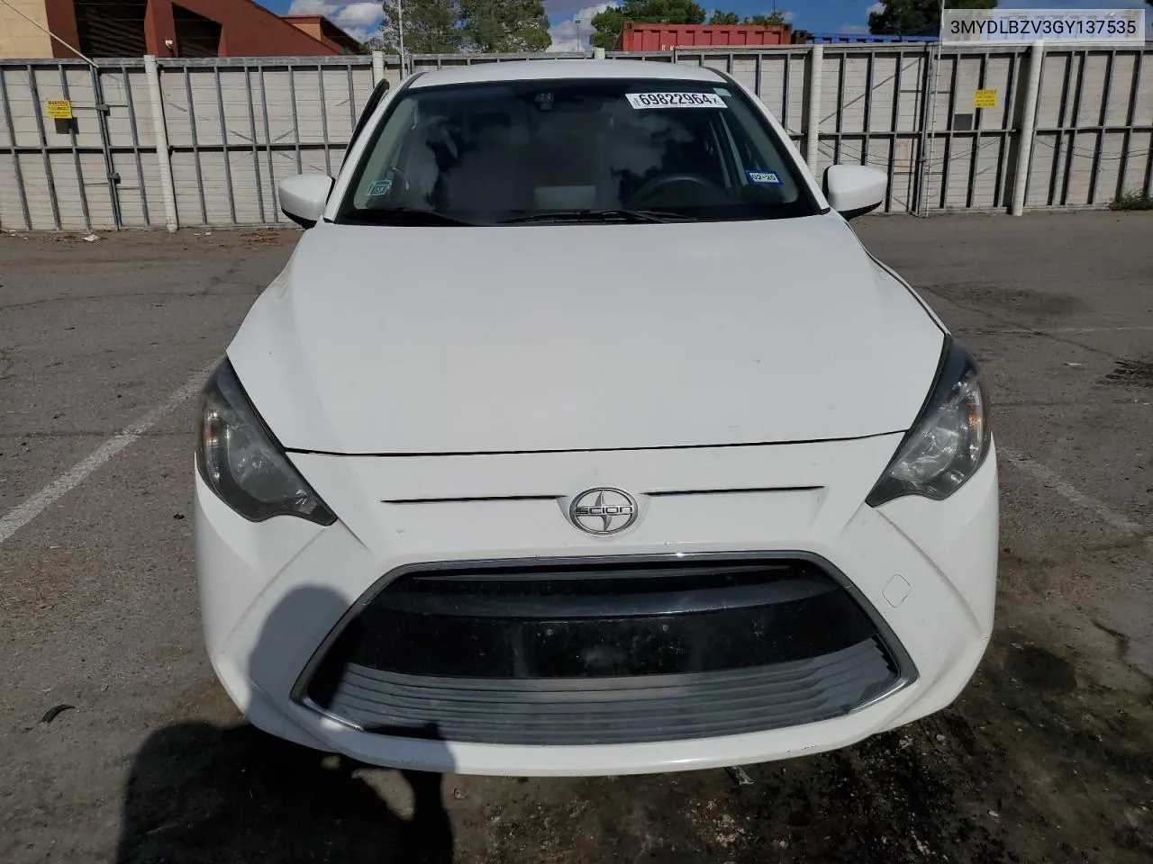 3MYDLBZV3GY137535 2016 Toyota Scion Ia