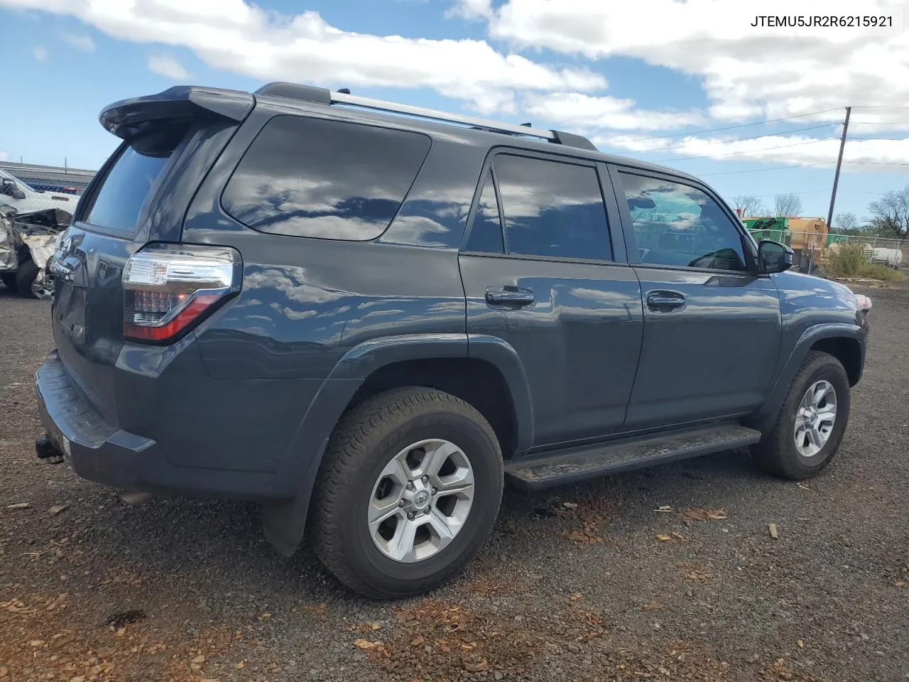 2024 Toyota 4Runner Sr5/Sr5 Premium VIN: JTEMU5JR2R6215921 Lot: 70330034