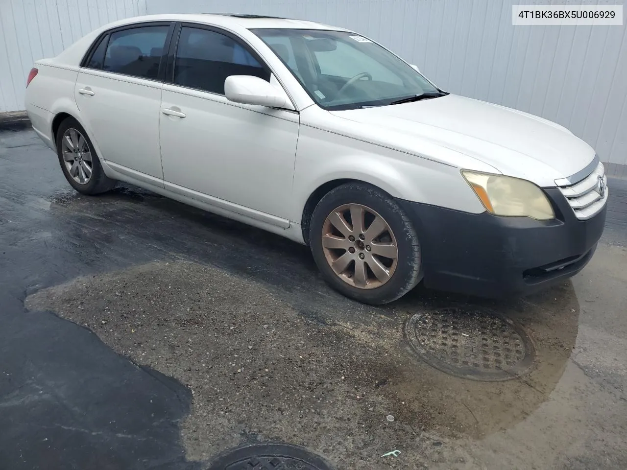 2005 Toyota Avalon Xl VIN: 4T1BK36BX5U006929 Lot: 60729464