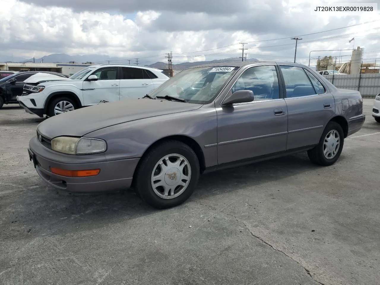 1994 Toyota Camry Xle VIN: JT2GK13EXR0019828 Lot: 71654994