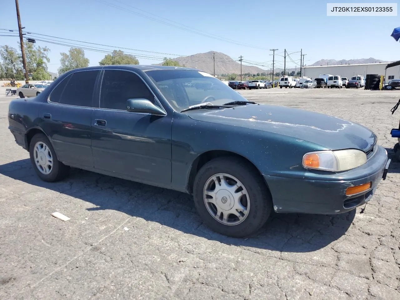 1995 Toyota Camry Le VIN: JT2GK12EXS0123355 Lot: 53195364