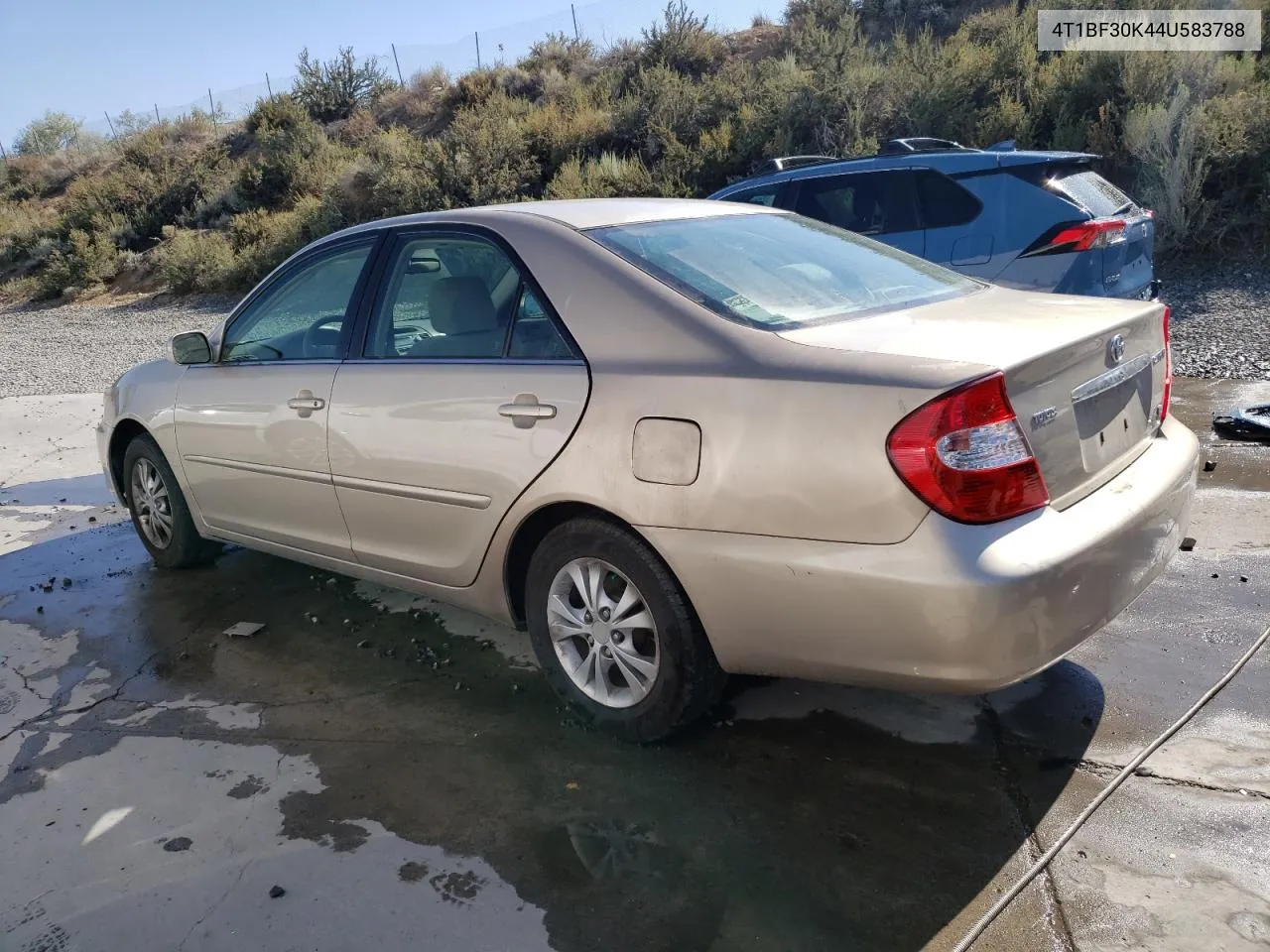 2004 Toyota Camry Le VIN: 4T1BF30K44U583788 Lot: 69339444