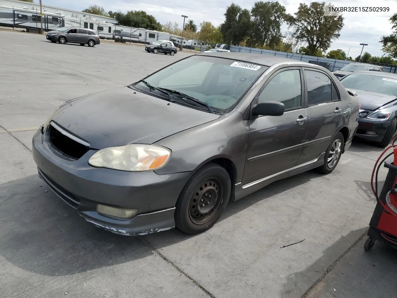 2005 Toyota Corolla Ce VIN: 1NXBR32E15Z502939 Lot: 71996984