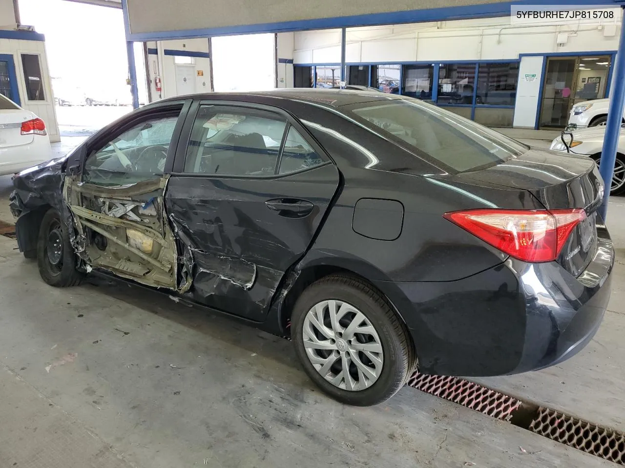 5YFBURHE7JP815708 2018 Toyota Corolla L