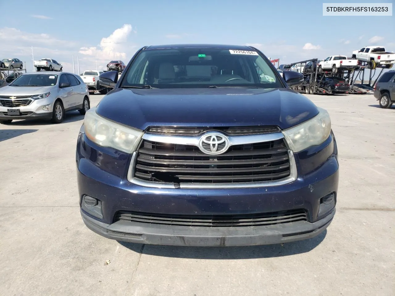 5TDBKRFH5FS163253 2015 Toyota Highlander Le