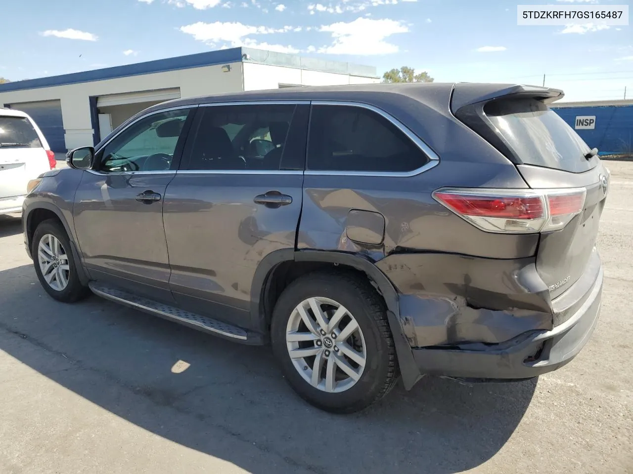 2016 Toyota Highlander Le VIN: 5TDZKRFH7GS165487 Lot: 72449104