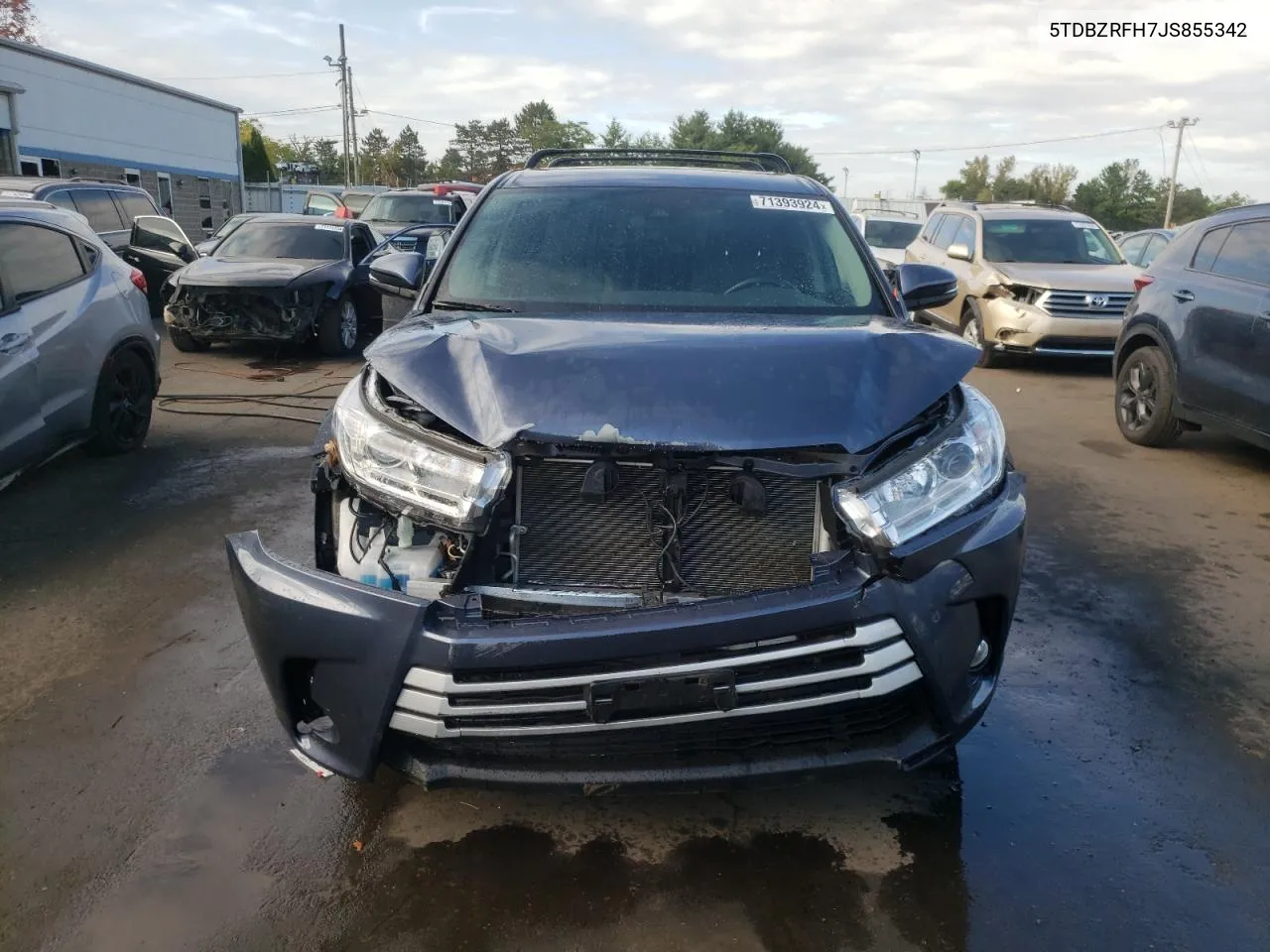 2018 Toyota Highlander Le VIN: 5TDBZRFH7JS855342 Lot: 71393924