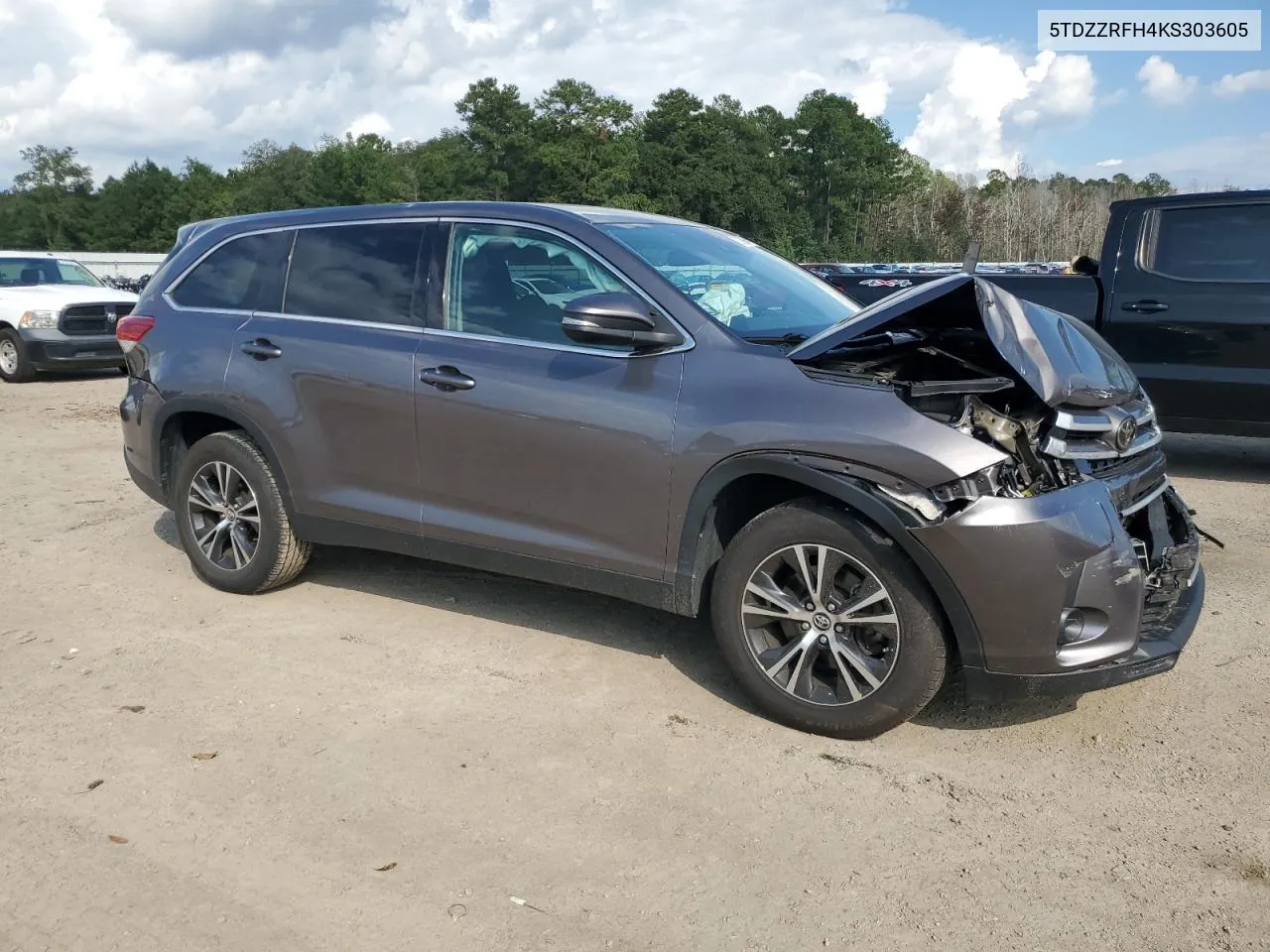 2019 Toyota Highlander Le VIN: 5TDZZRFH4KS303605 Lot: 72309904