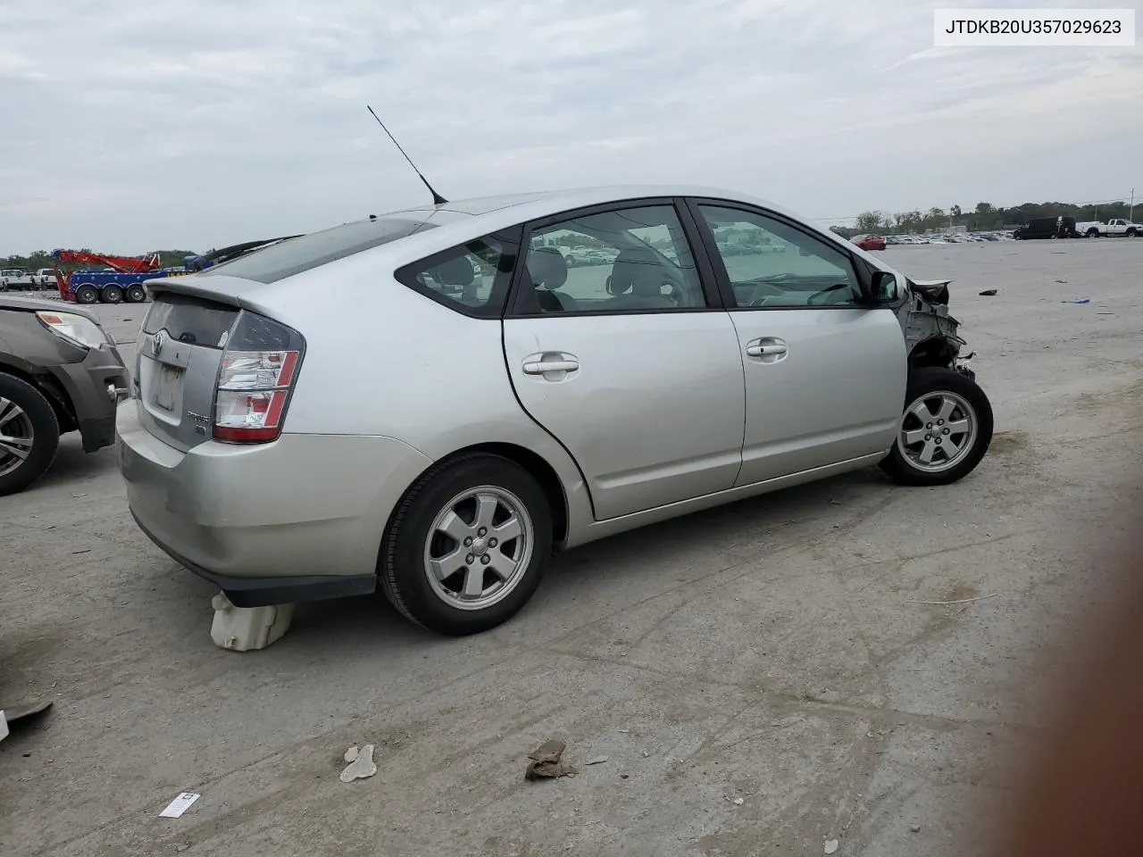 2005 Toyota Prius VIN: JTDKB20U357029623 Lot: 71417044