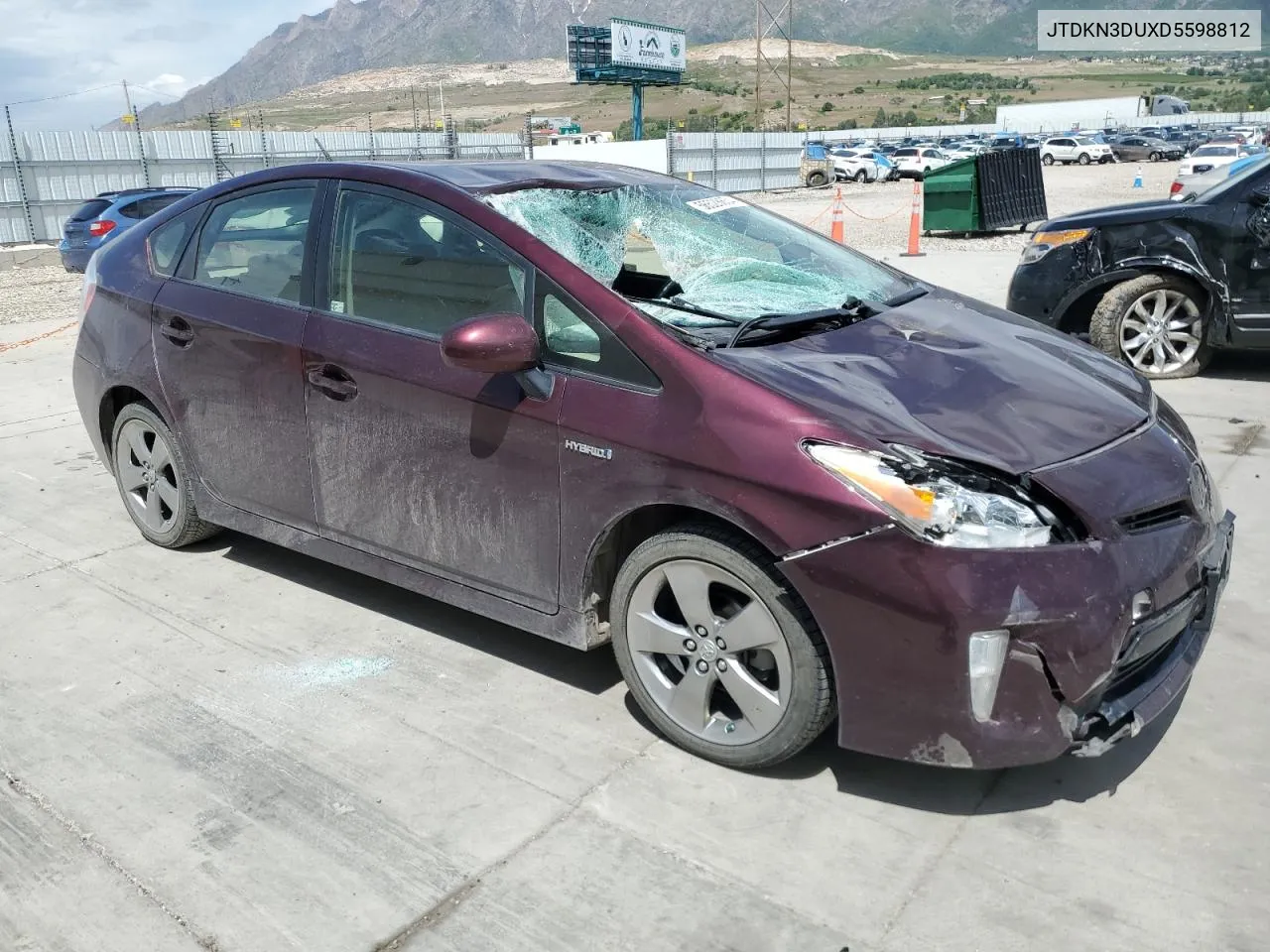 JTDKN3DUXD5598812 2013 Toyota Prius