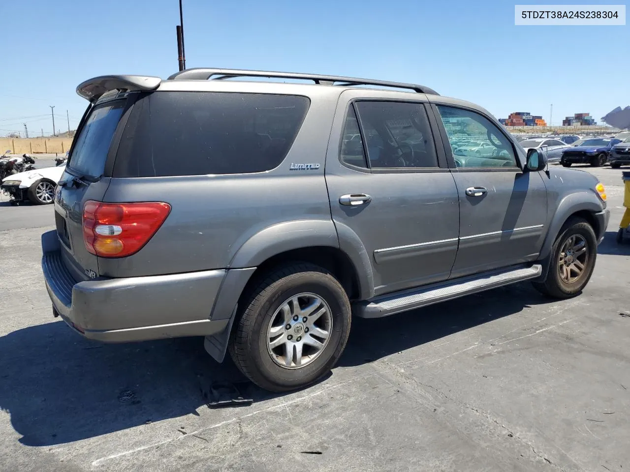 2004 Toyota Sequoia Limited VIN: 5TDZT38A24S238304 Lot: 68166644