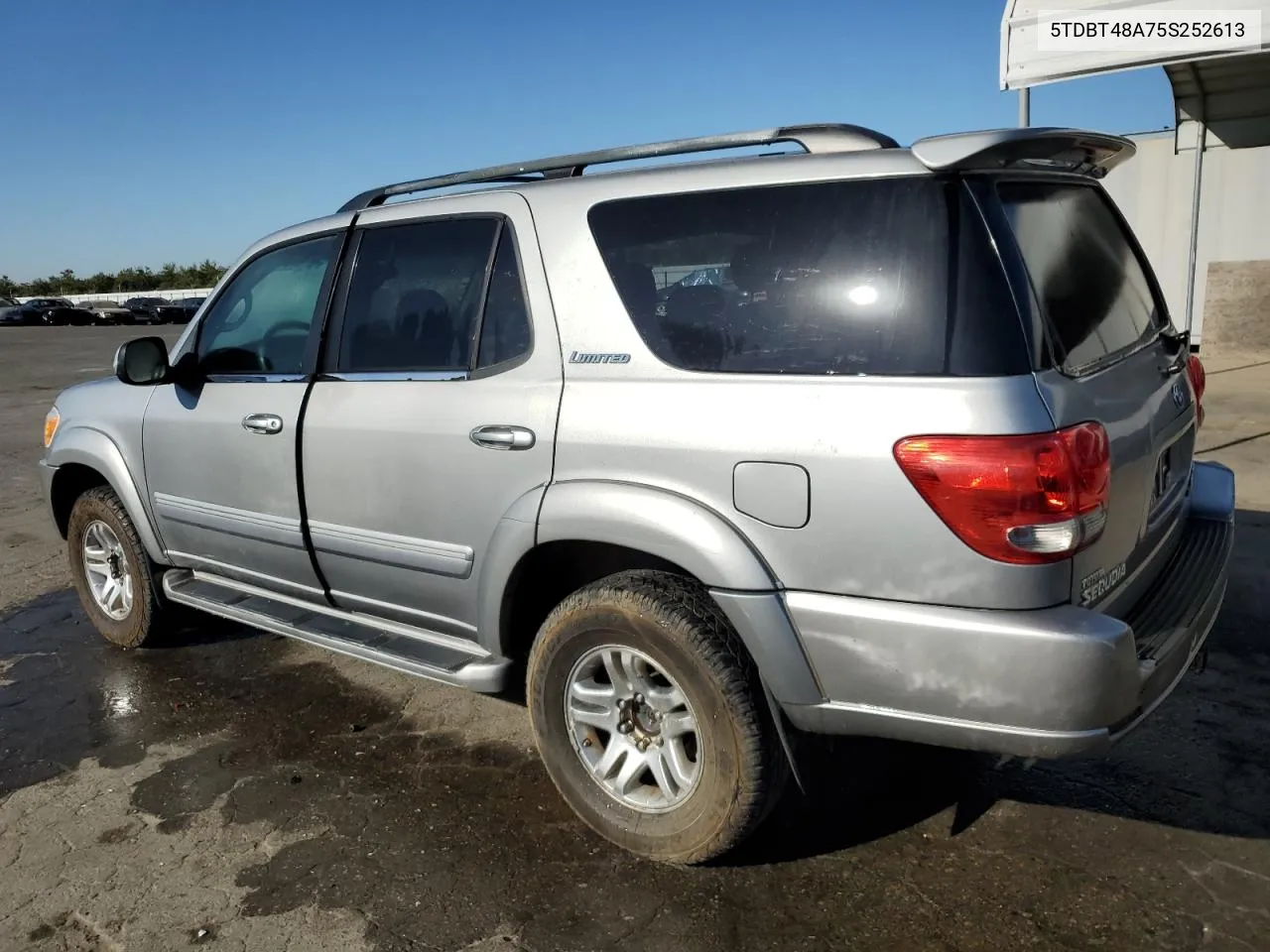 2005 Toyota Sequoia Limited VIN: 5TDBT48A75S252613 Lot: 70709834