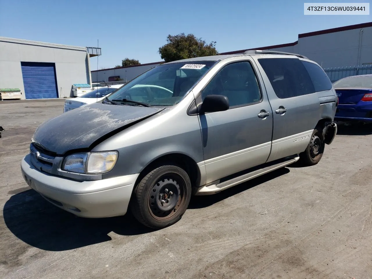 1998 Toyota Sienna Le VIN: 4T3ZF13C6WU039441 Lot: 69325924