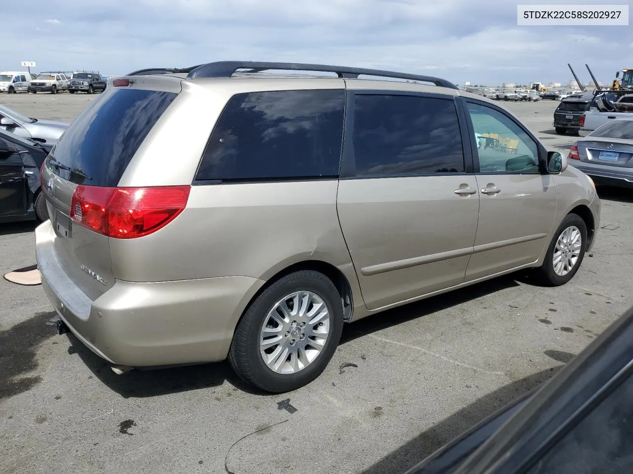 2008 Toyota Sienna Xle VIN: 5TDZK22C58S202927 Lot: 72237494