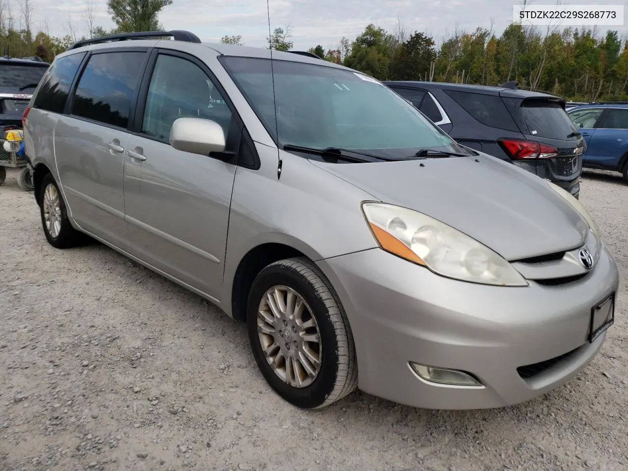 5TDZK22C29S268773 2009 Toyota Sienna Xle