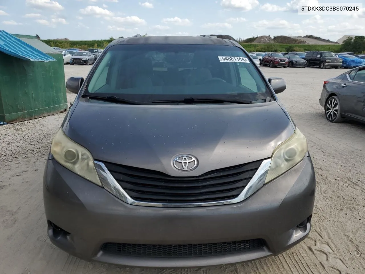 5TDKK3DC3BS070245 2011 Toyota Sienna Le