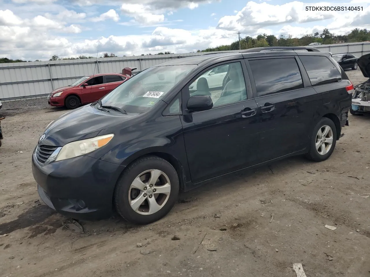 2011 Toyota Sienna Le VIN: 5TDKK3DC6BS140451 Lot: 70676494