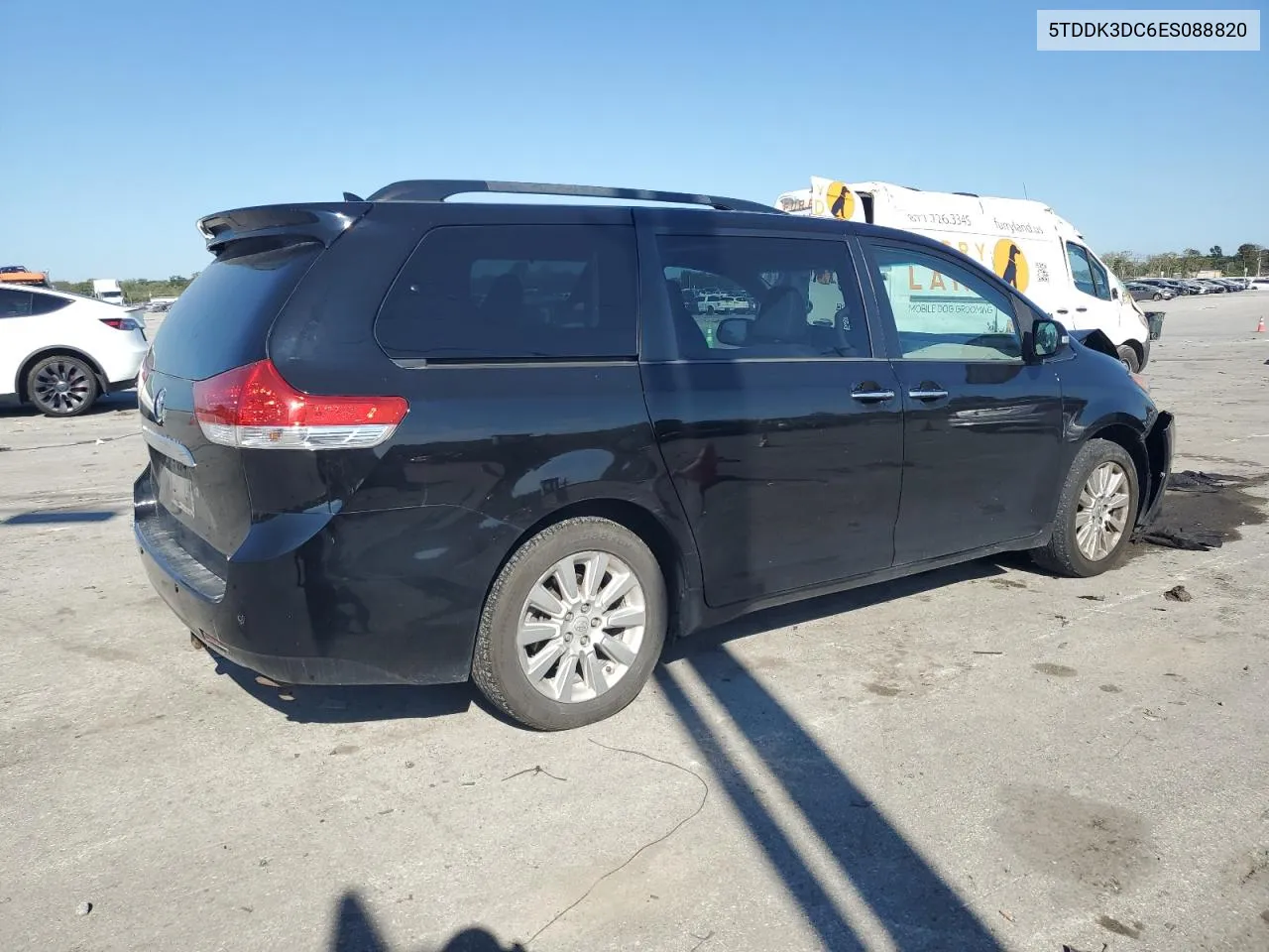 5TDDK3DC6ES088820 2014 Toyota Sienna Xle